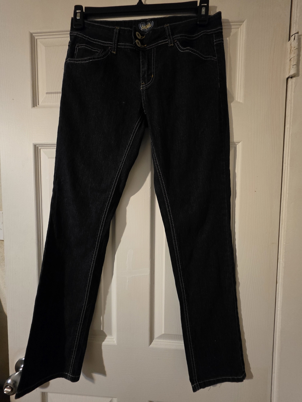 Black Women’s Straight-Leg Jeans